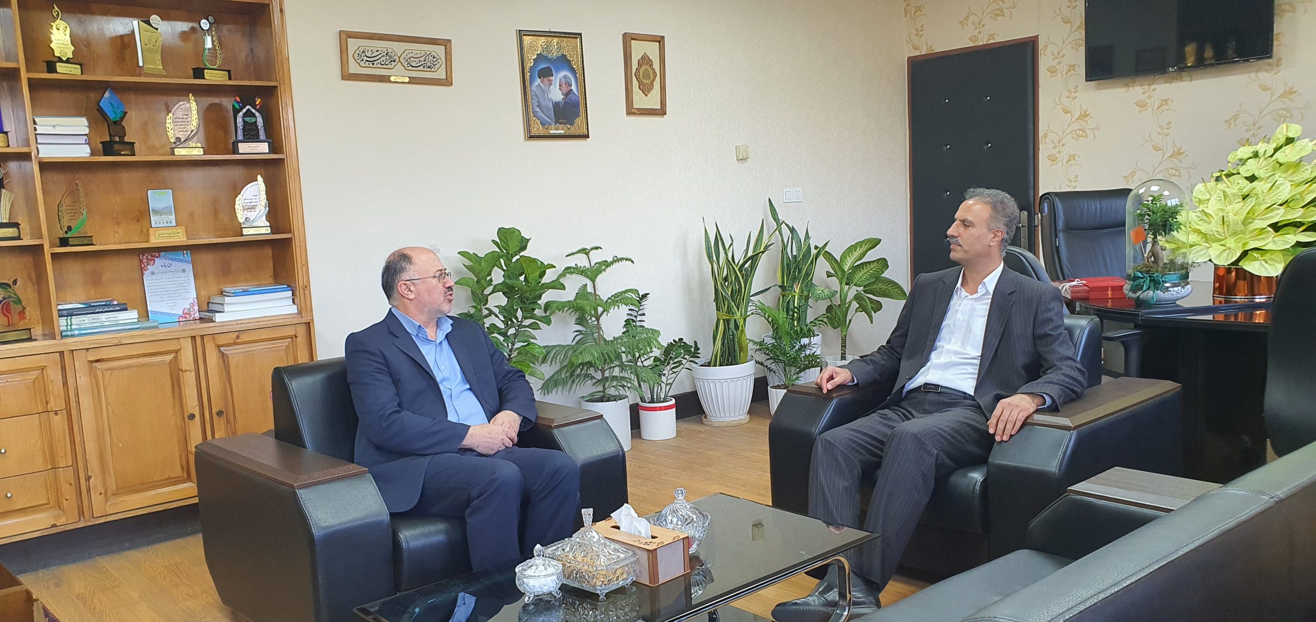 ملاقات مدیریت محترم عامل با جناب آقای دکتر تیموری