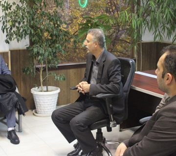 نشست جمعی از مدیران سازمان فضای سبز و پسماند شهرداری مشهد و مدیریت شرکت فراکود آلی مازندران